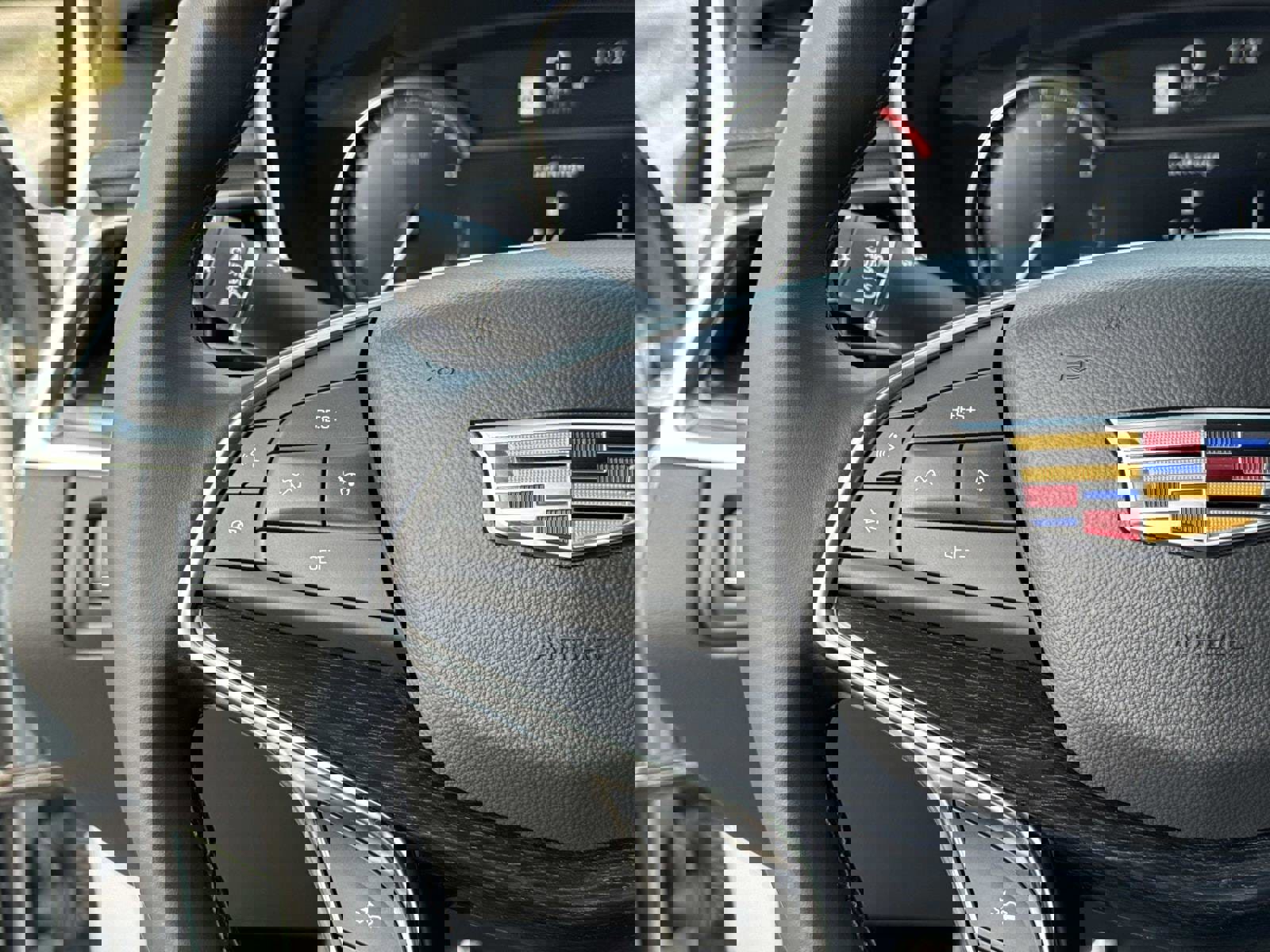 Certified 2025 Cadillac XT5 Premium Luxury image 32