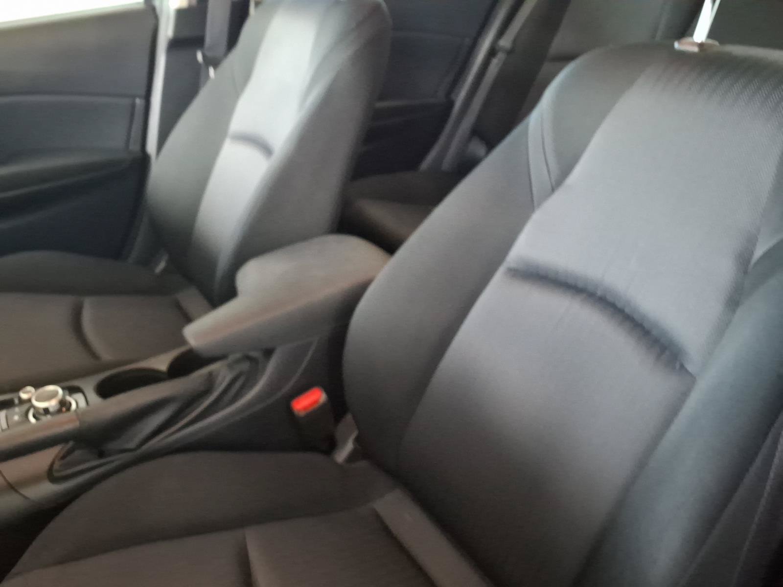 Used 2016 MAZDA MAZDA3 i Sport FWD image 21