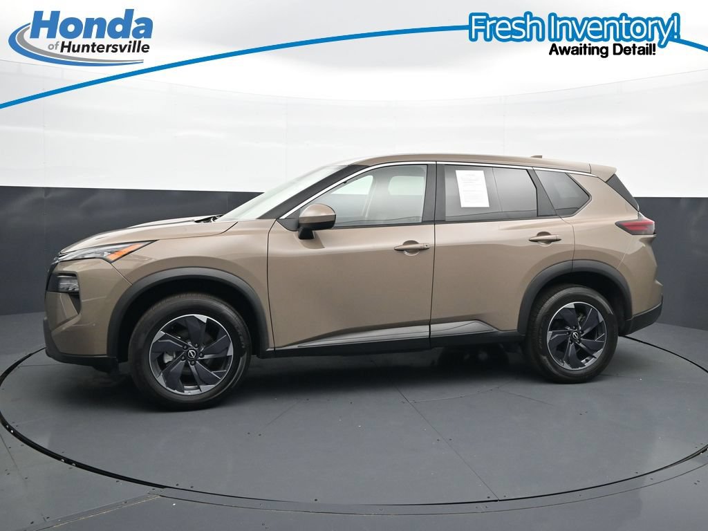 Used 2025 Nissan Rogue SV FWD image 6
