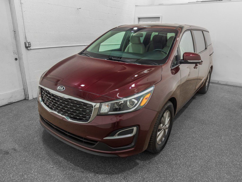 Used 2019 Kia Sedona LX FWD image 4
