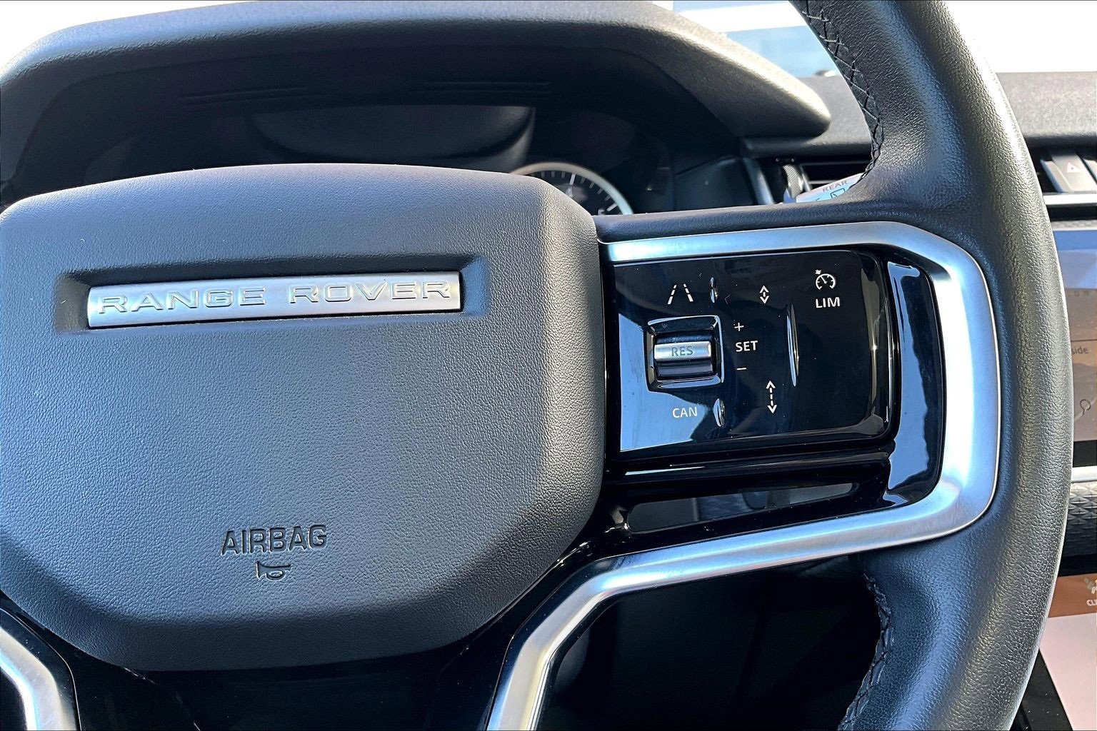 Used 2023 Land Rover Range Rover Velar S image 19