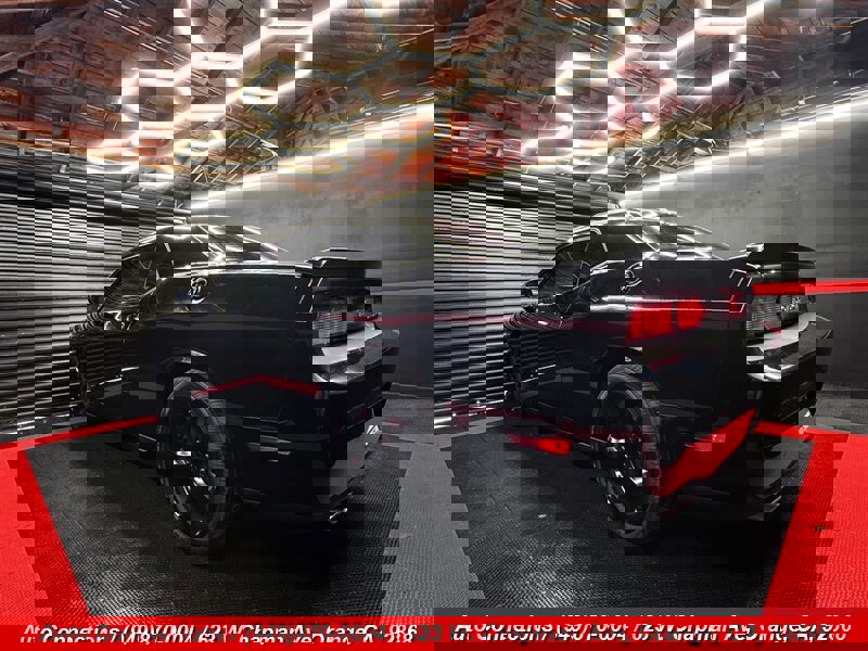 Used 2013 Dodge Challenger R/T Plus image 4