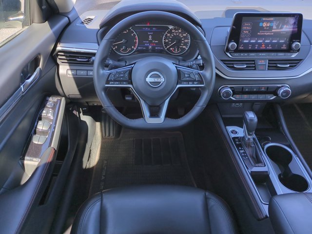 Used 2024 Nissan Altima 2.5 SR image 16