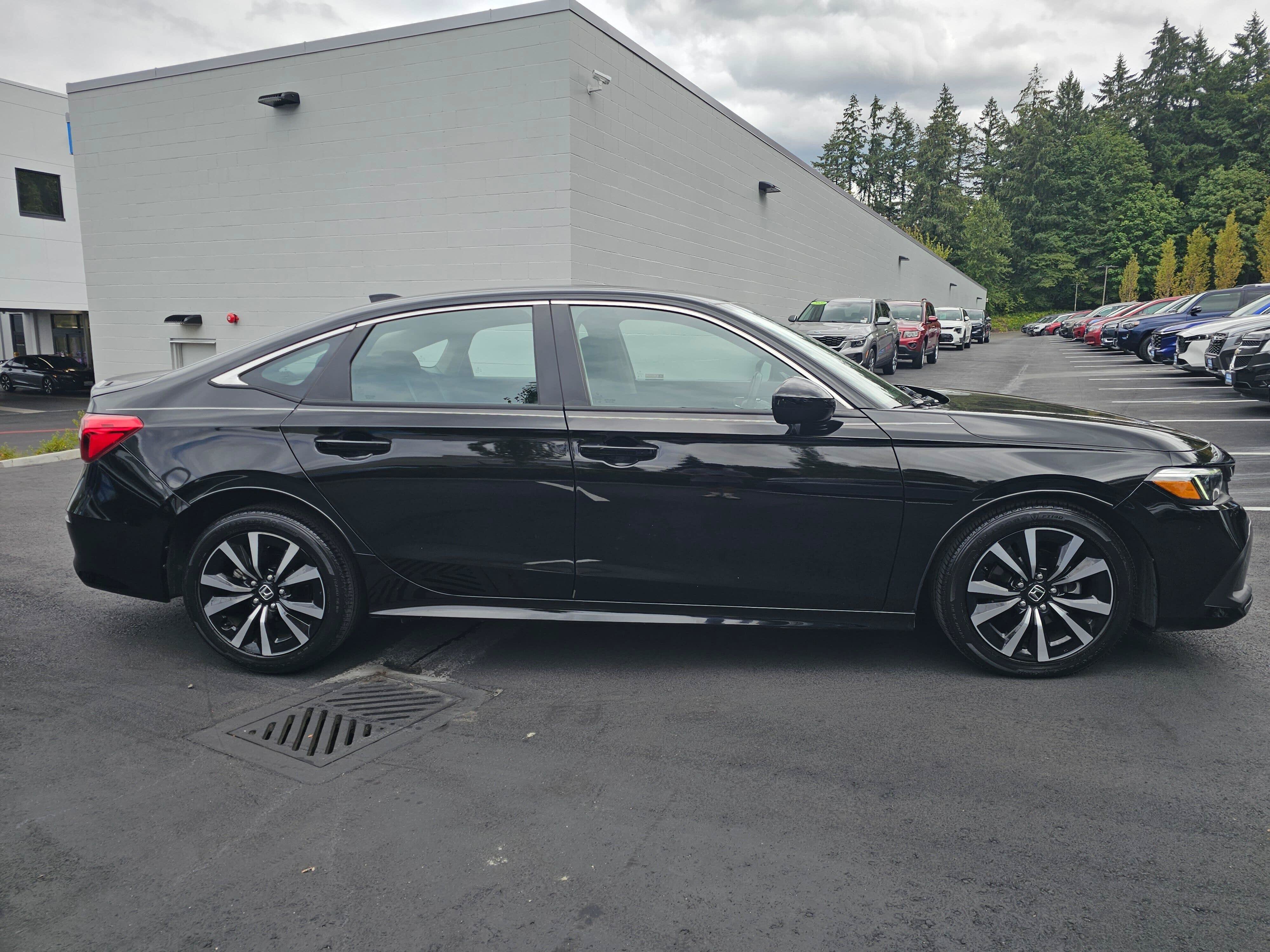 Used 2023 Honda Civic EX image 8