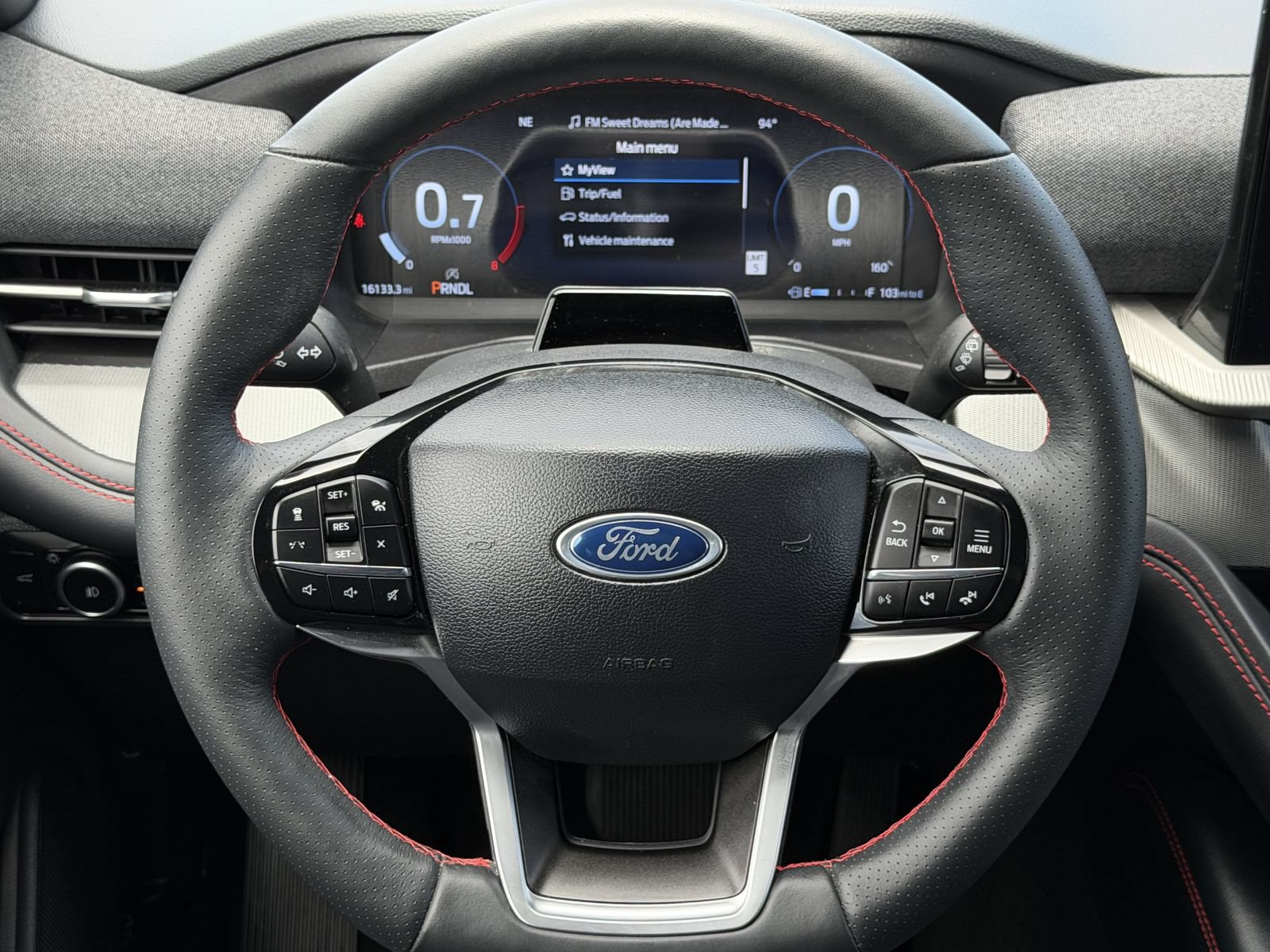 Used 2025 Ford Explorer ST-Line w/ Premium Package RWD image 15