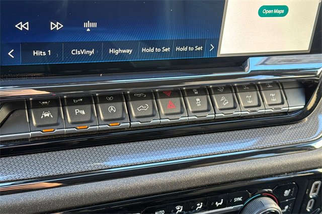 Used 2024 Chevrolet Silverado 1500 ZR2 w/ Technology Package image 31