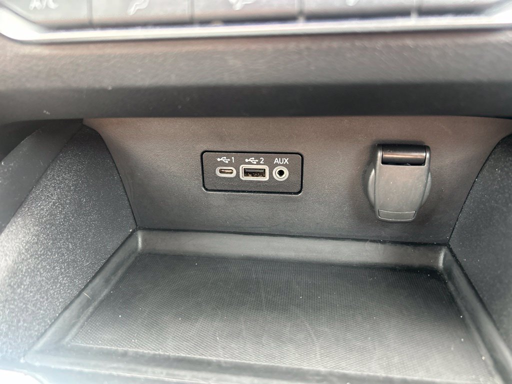 Used 2025 Nissan Altima 2.5 SV FWD image 30