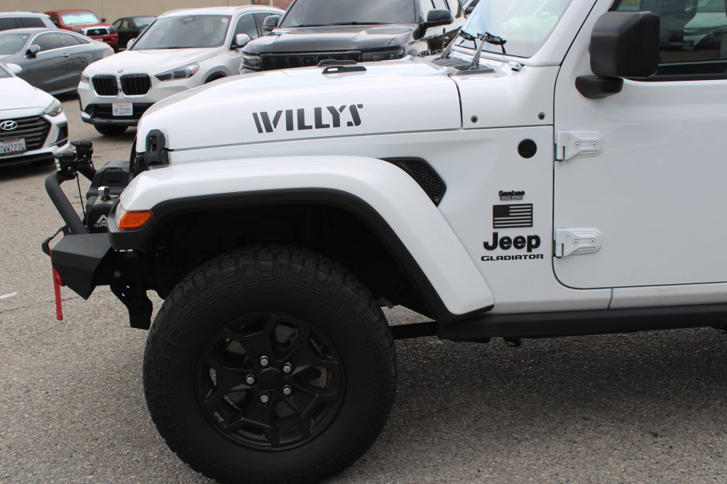 Used 2021 Jeep Gladiator Sport AWD/4WD image 7