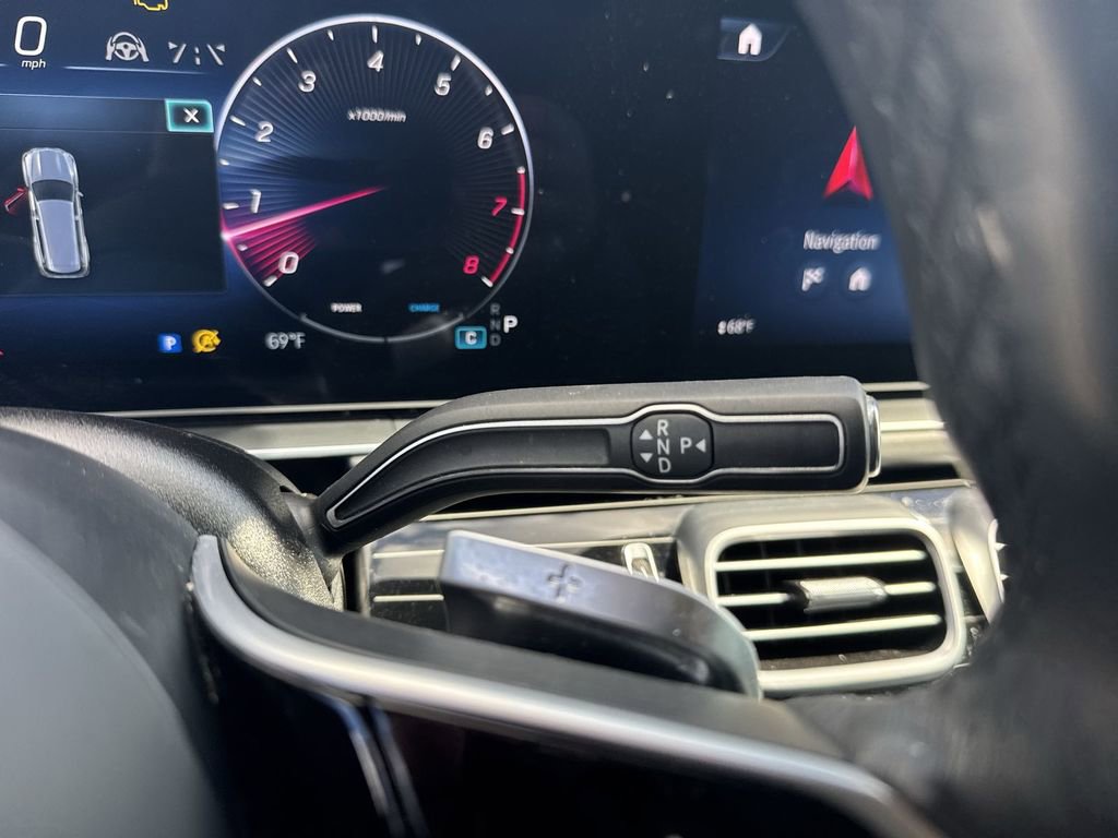 Used 2024 Mercedes-Benz Maybach GLS 600 4MATIC image 23