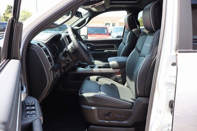 Used 2025 RAM 2500 Laramie image 13