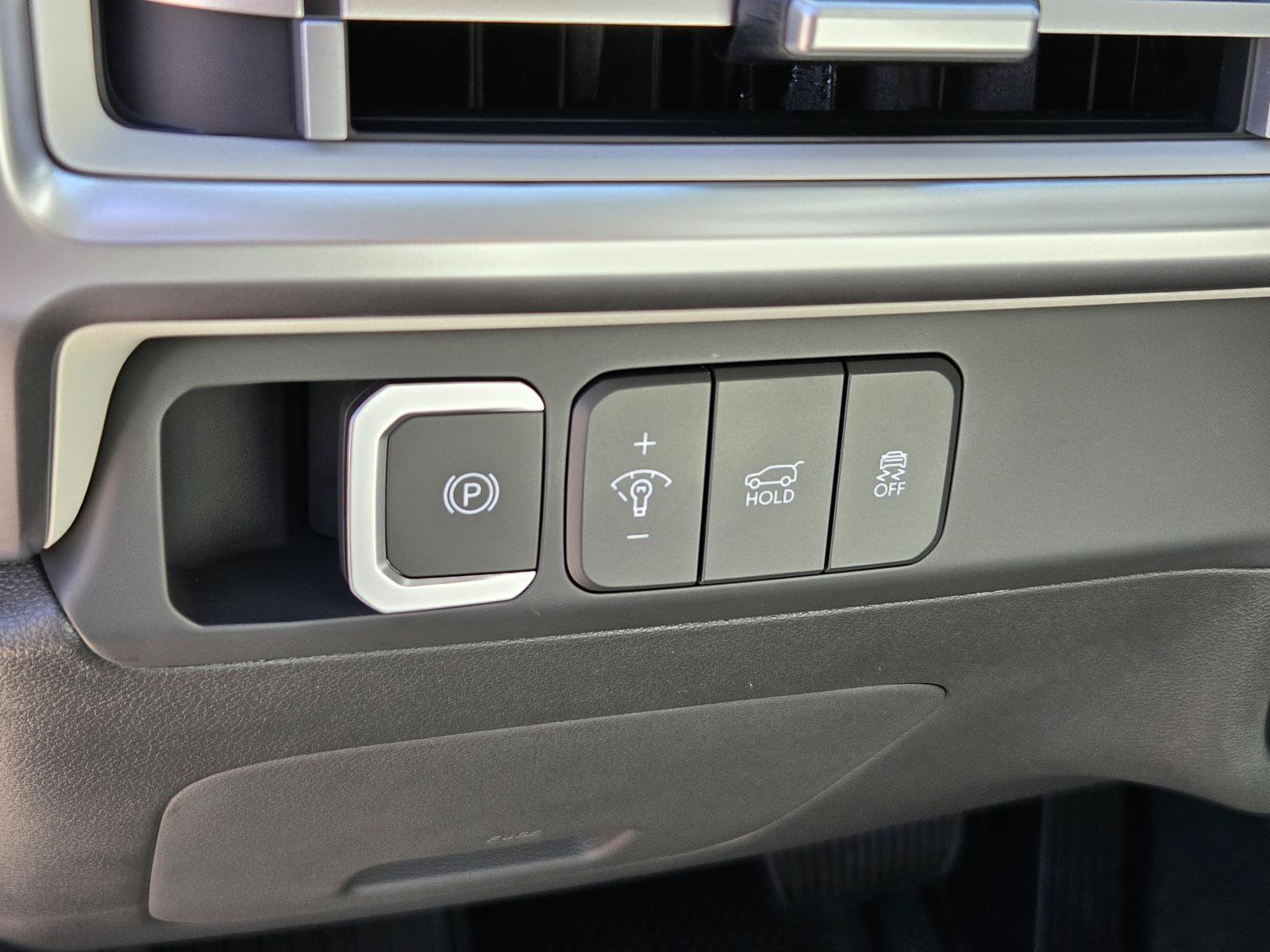 New 2027 Hyundai Santa Fe SEL AWD/4WD image 16