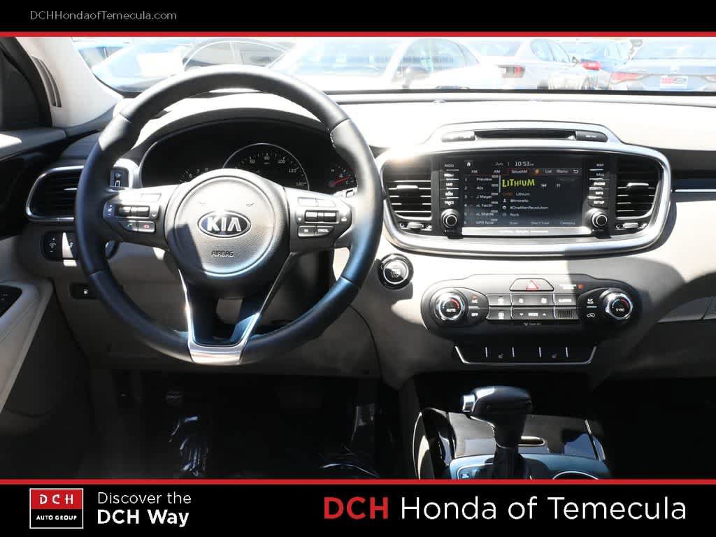 Used 2017 Kia Sorento SX FWD image 8
