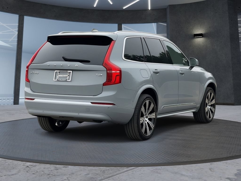 Used 2025 Volvo XC90 T8 Ultra w/ Protection Package Premier AWD/4WD image 4