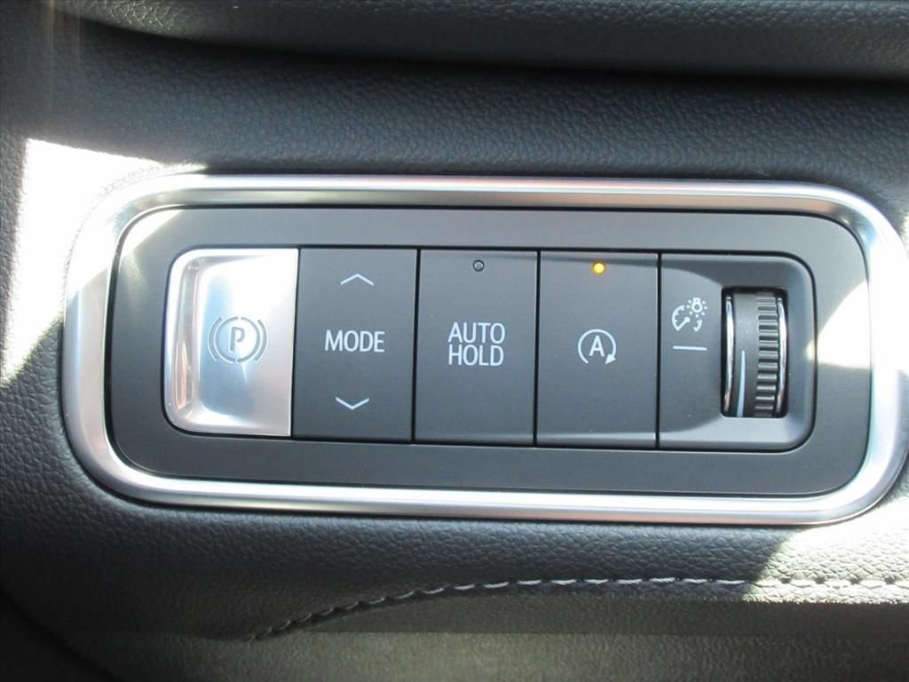 New 2026 Buick Enclave Avenir w/ Super Cruise Package FWD image 22