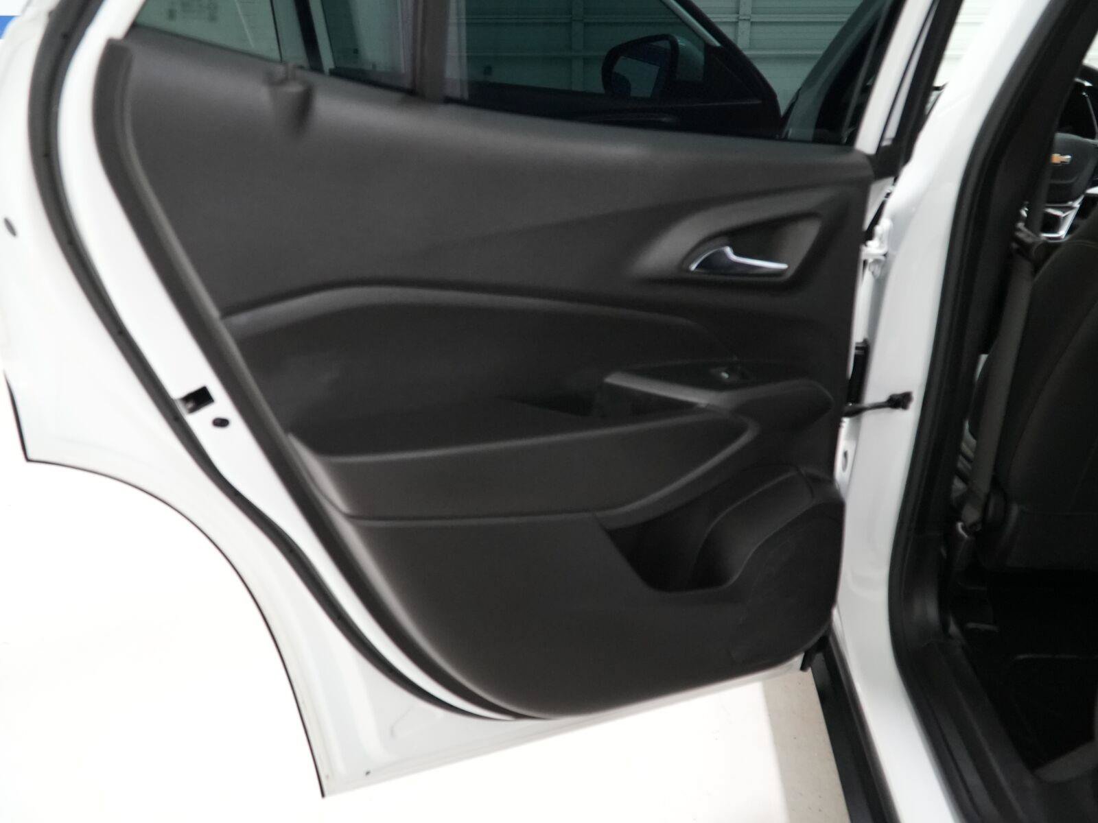 Used 2026 Chevrolet Trax LT w/ Driver Confidence Package FWD image 9