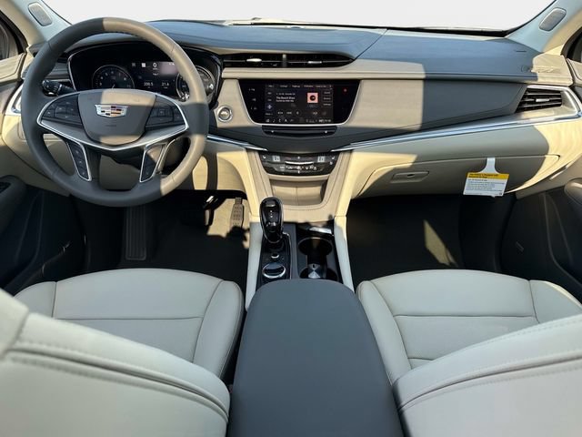 New 2026 Cadillac XT5 Premium Luxury w/ Driver Assist Package AWD/4WD image 15