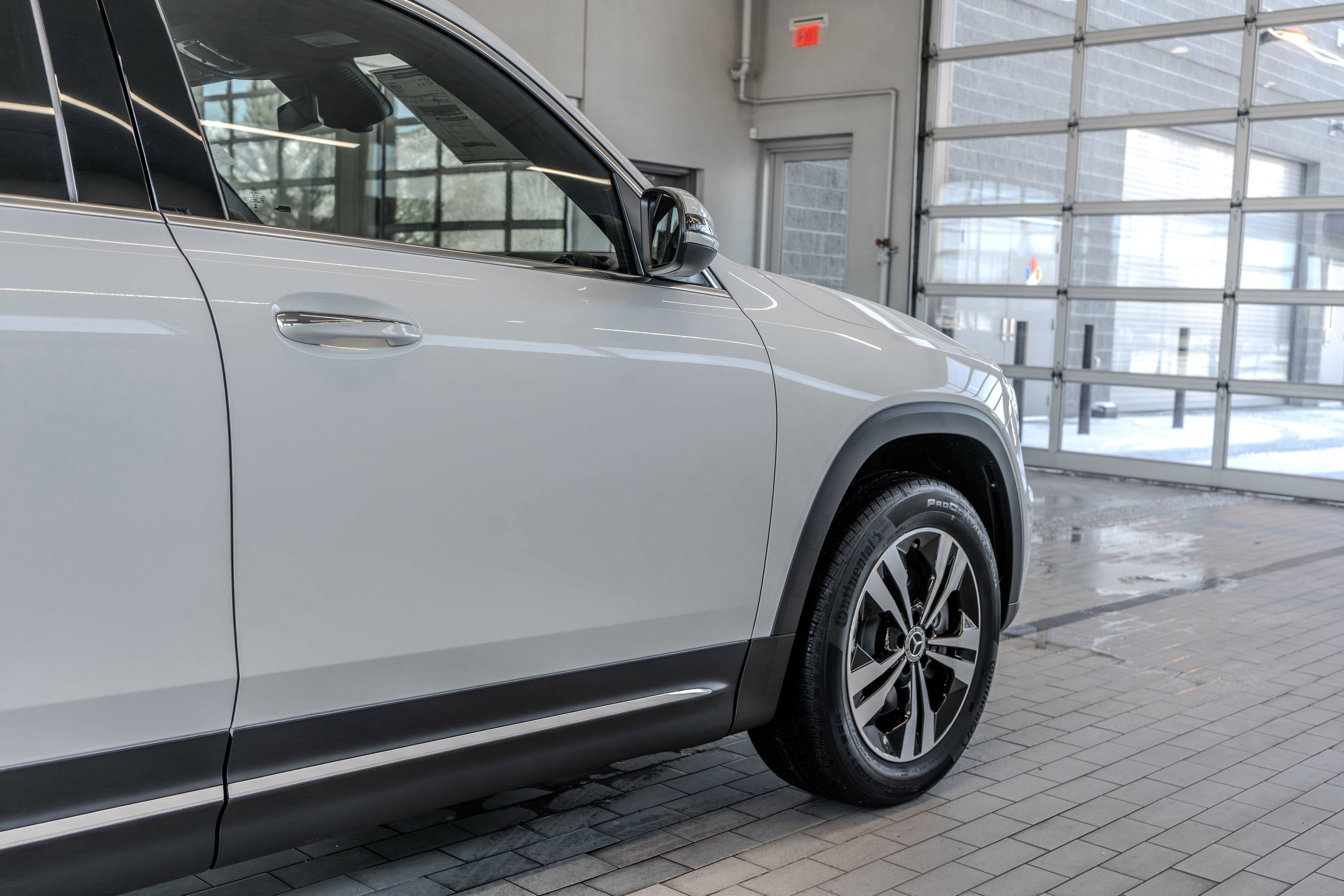 New 2026 Mercedes-Benz GLB 250 4MATIC image 32