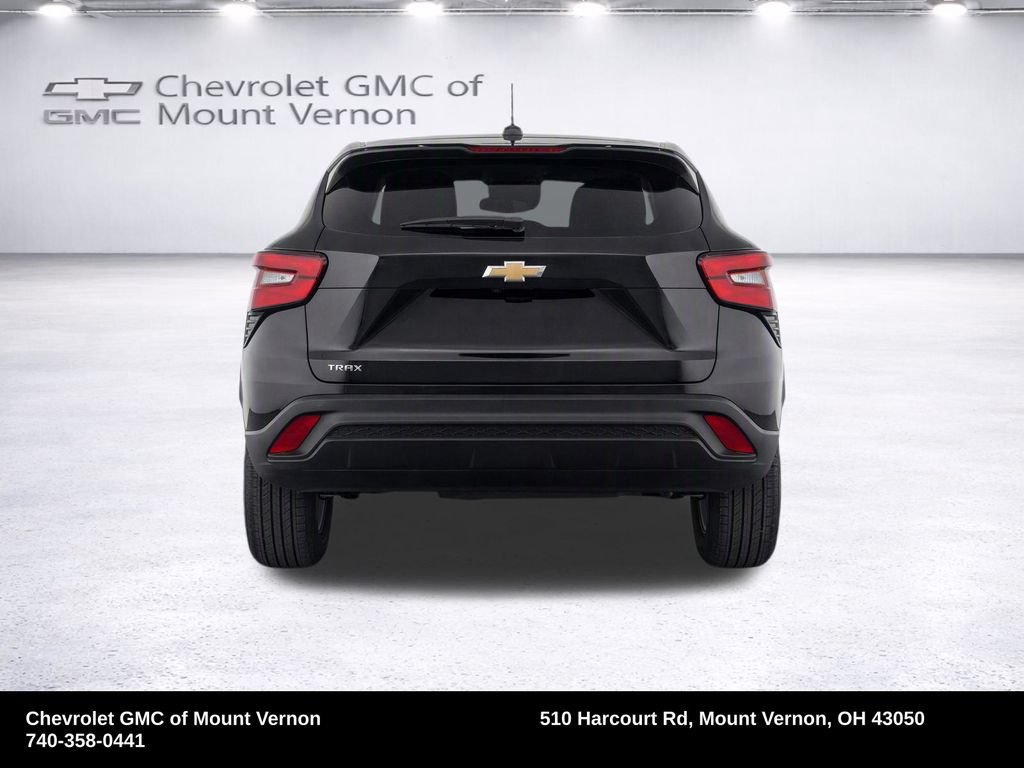 Used 2024 Chevrolet Trax LS FWD image 38