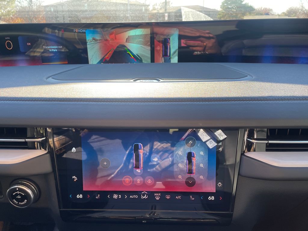 New 2025 Lincoln Navigator Reserve w/ Jet Appearance Package image 12