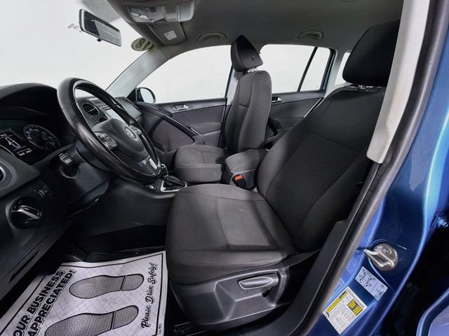 Used 2018 Volkswagen Tiguan Limited AWD/4WD image 19