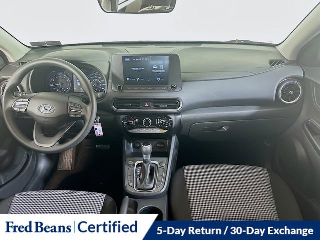 Certified 2022 Hyundai Kona SE w/ Cargo Package image 15