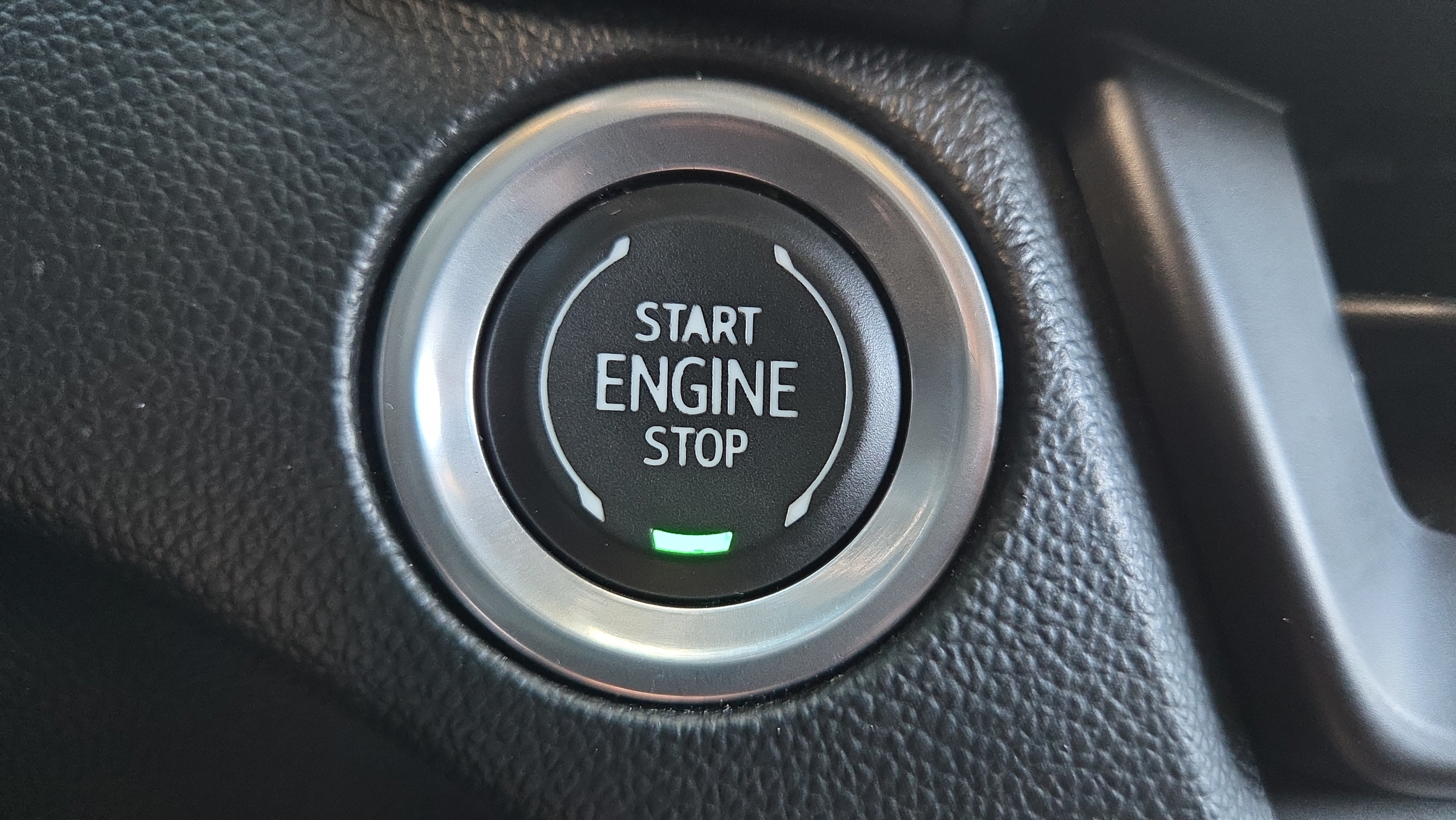 Used 2023 Cadillac CT4 Luxury RWD image 31