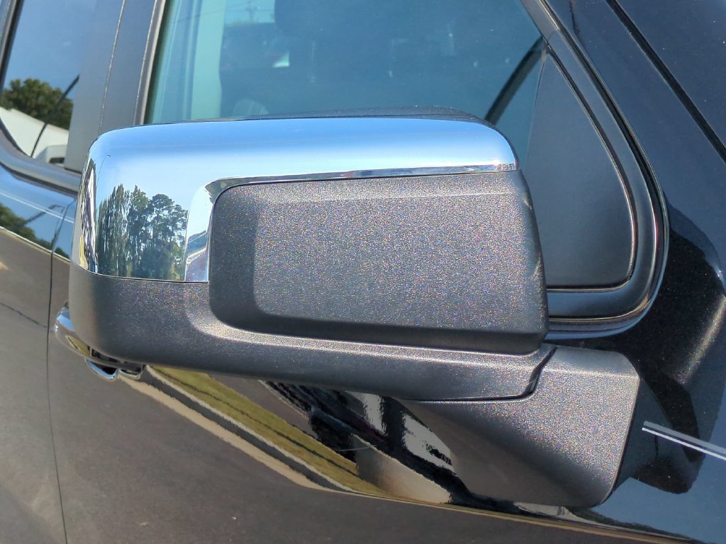 Used 2023 Chevrolet Silverado 1500 LT AWD/4WD image 11
