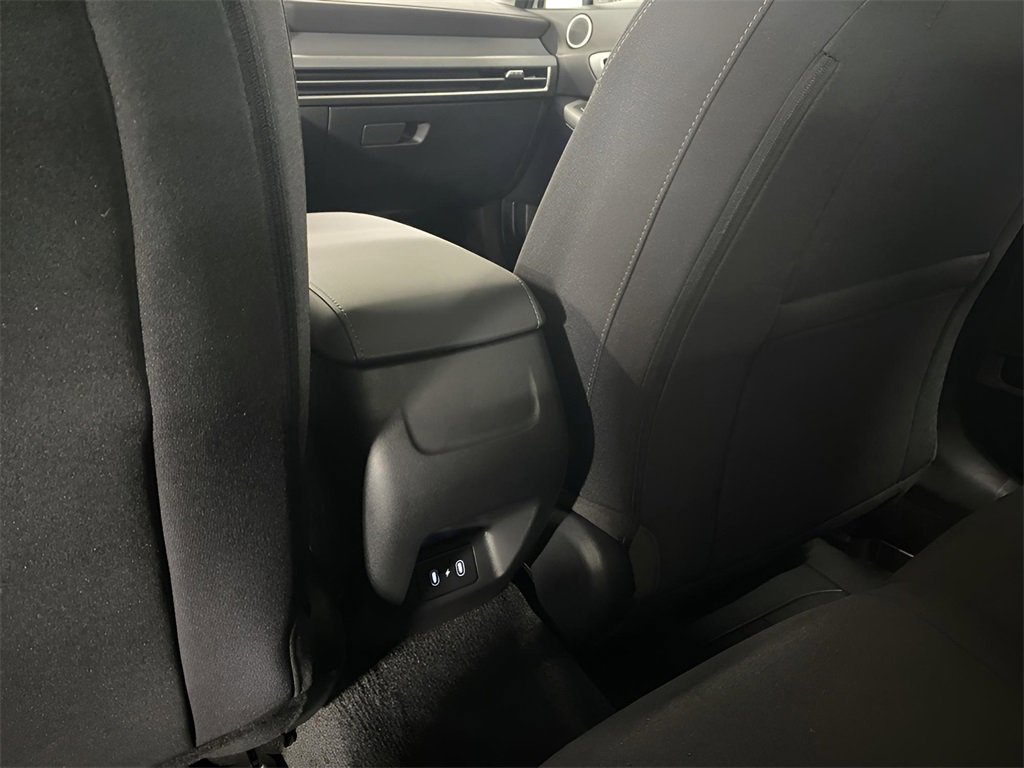 Used 2025 Hyundai Sonata SE image 27