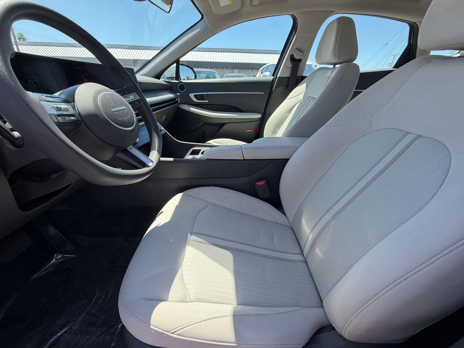 Used 2025 Hyundai Sonata SEL FWD image 27