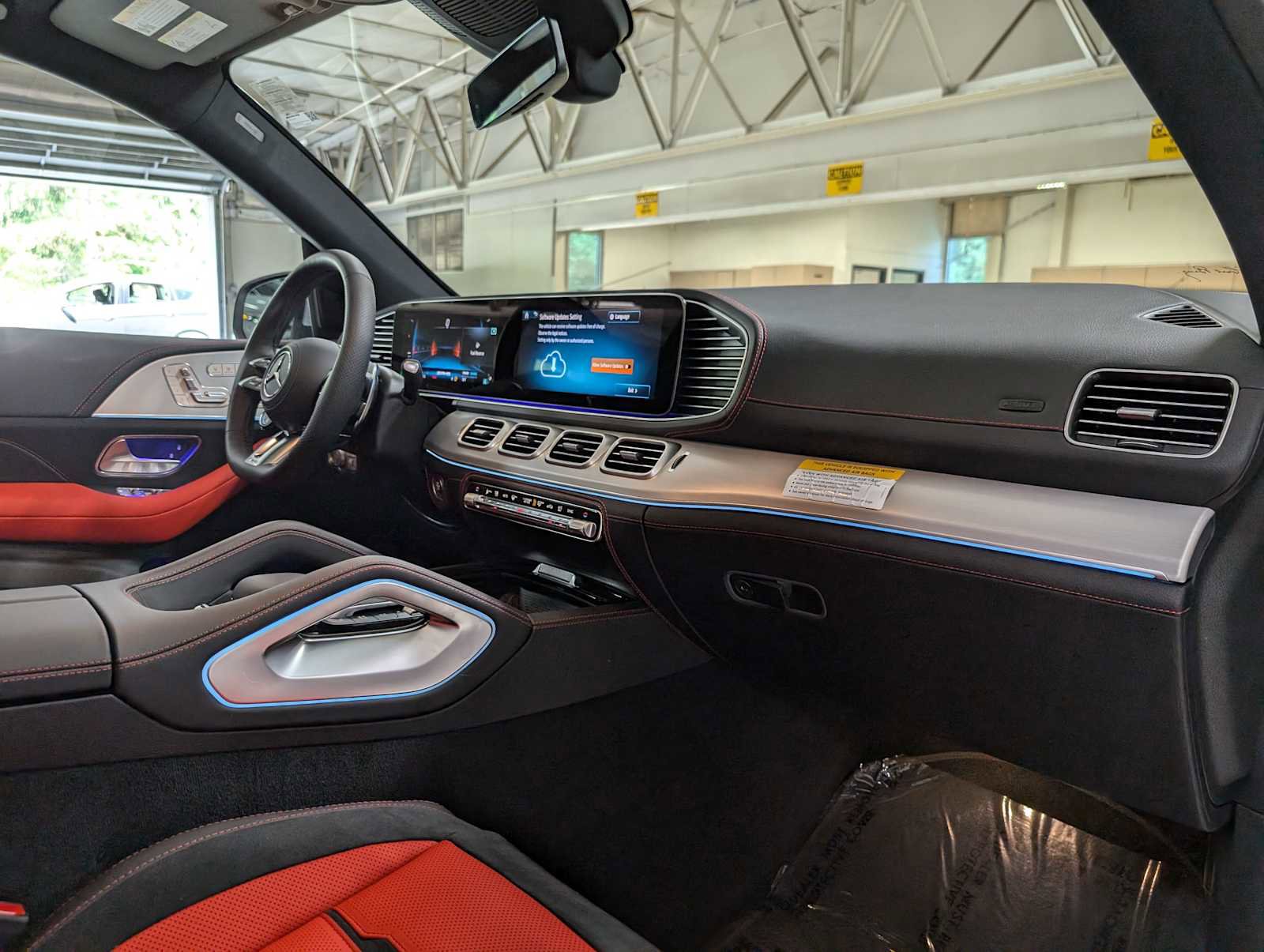 New 2025 Mercedes-Benz GLE 53 AMG 4MATIC image 12