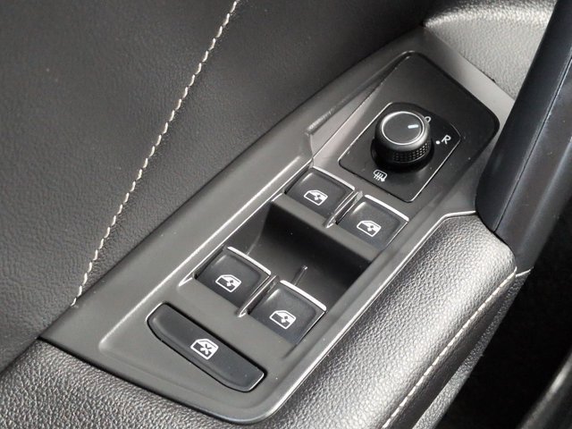 Used 2022 Volkswagen Tiguan SE FWD image 22