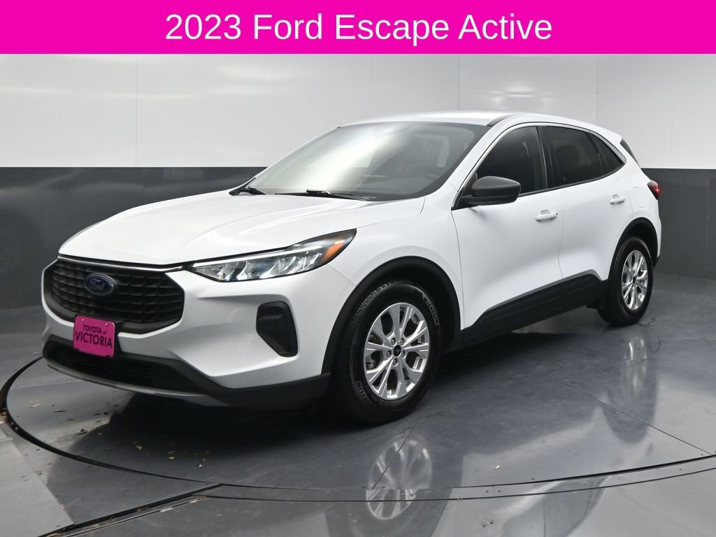 Used 2023 Ford Escape Active image 2