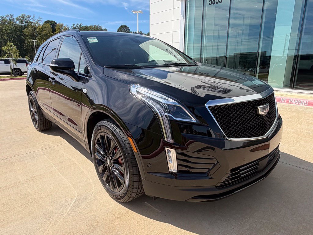 New 2026 Cadillac XT5 Sportv w/ LPO, Onyx Lite Package AWD/4WD image 9