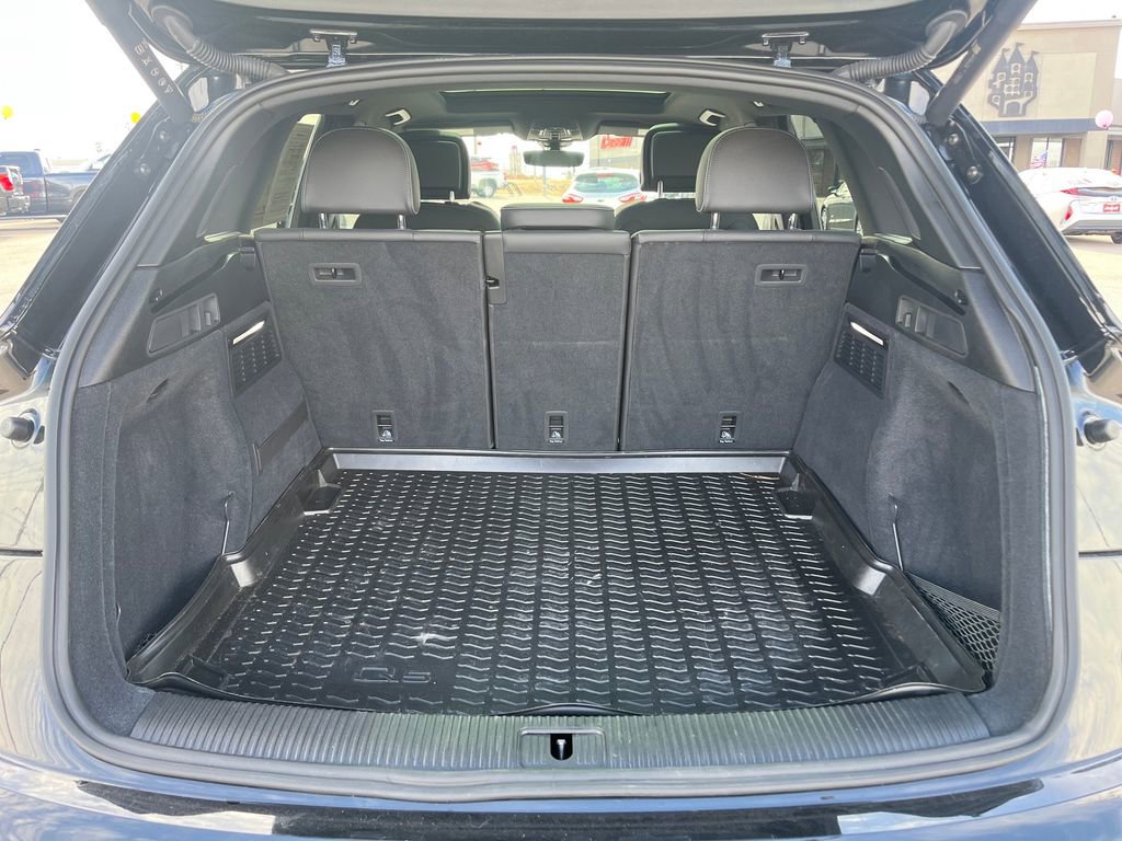 Used 2024 Audi Q5 2.0T Prestige image 29