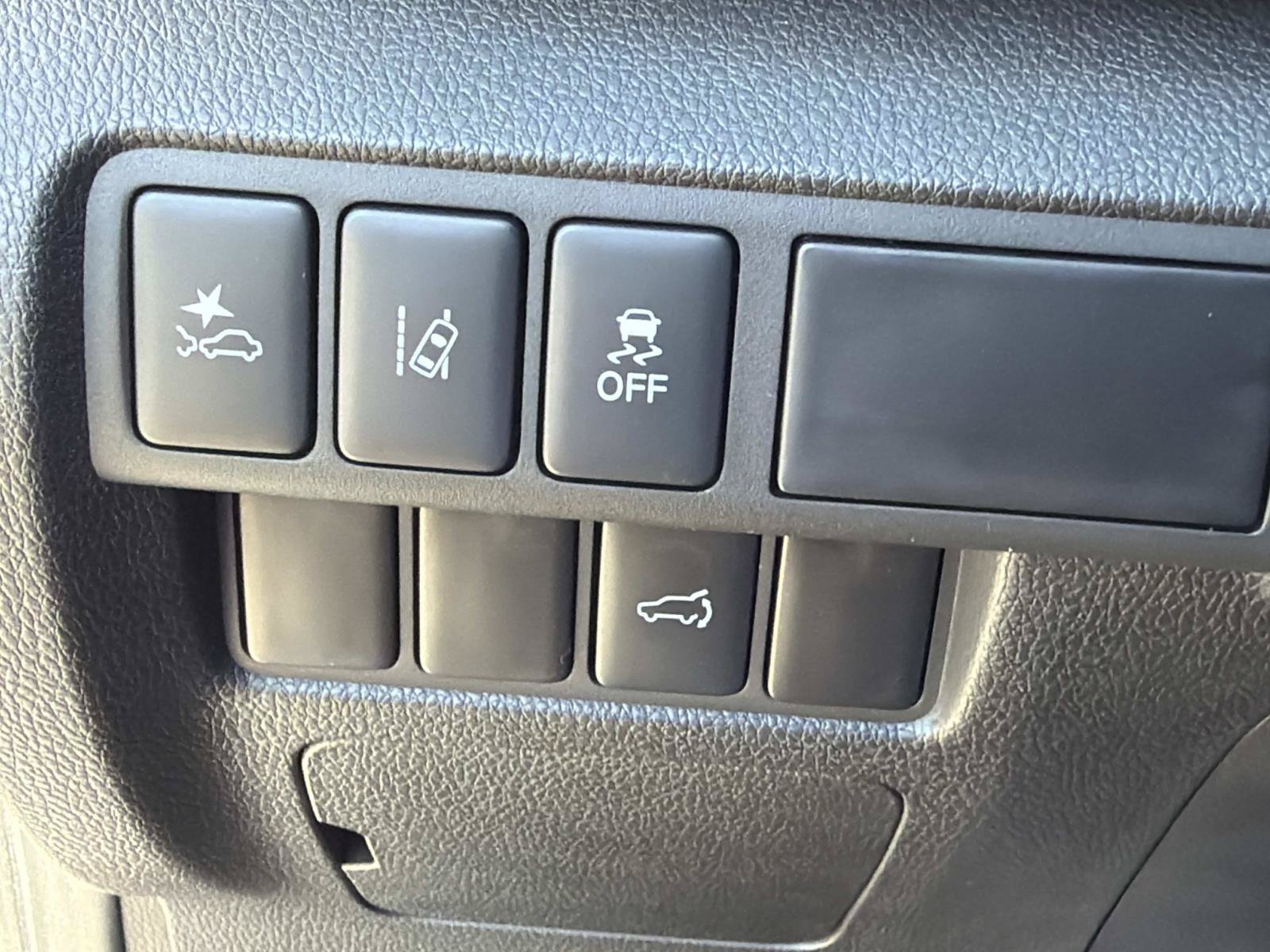 New 2026 Mitsubishi Eclipse Cross SE AWD/4WD image 26