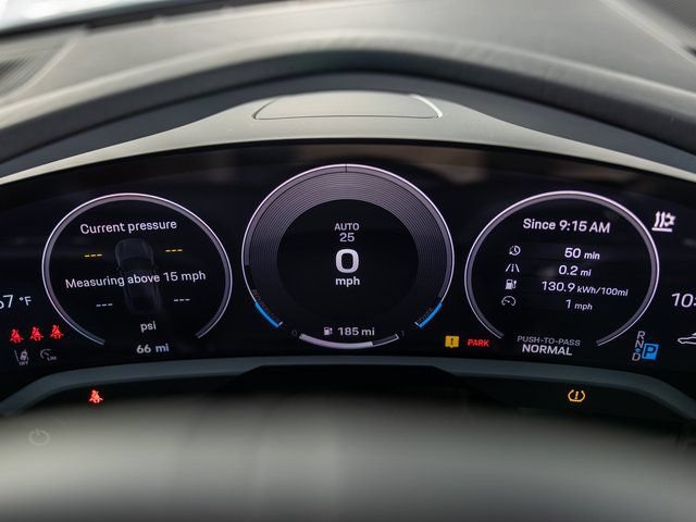 New 2025 Porsche Taycan 4S AWD/4WD image 48