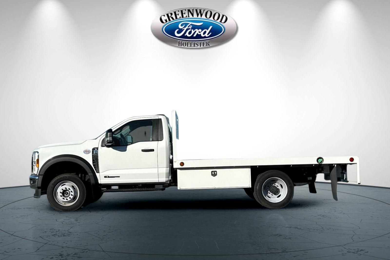 New 2025 Ford F550 4x4 Regular Cab Super Duty image 7