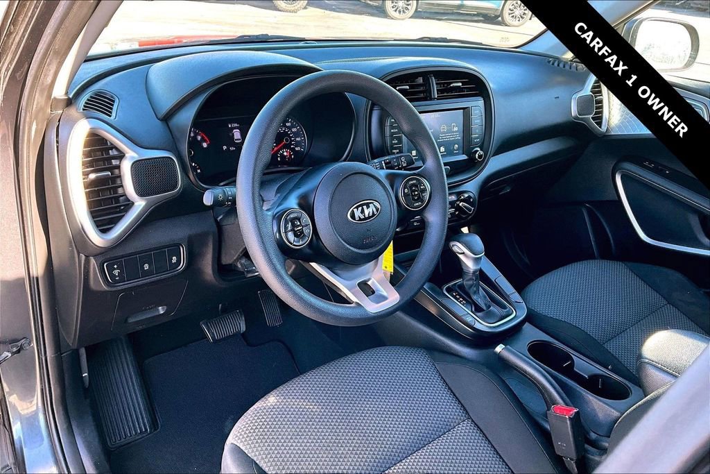 Used 2021 Kia Soul LX image 16
