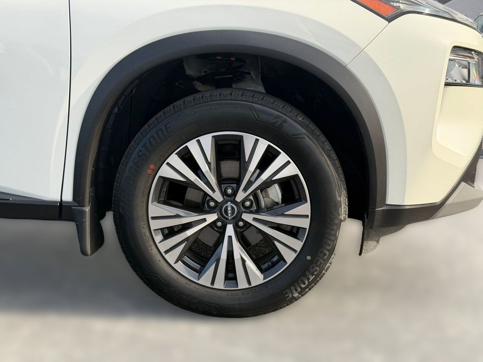 Certified 2023 Nissan Rogue SV image 11