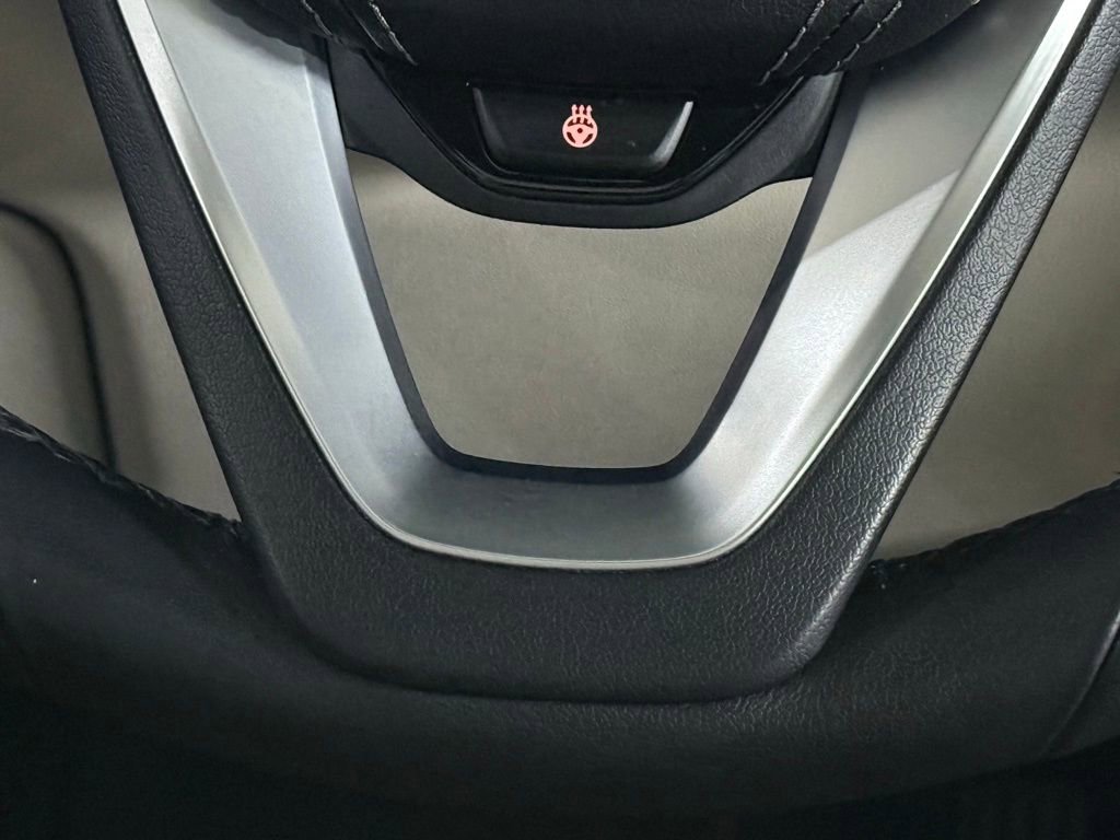 Used 2020 BMW X5 xDrive50i w/ Executive Package image 47