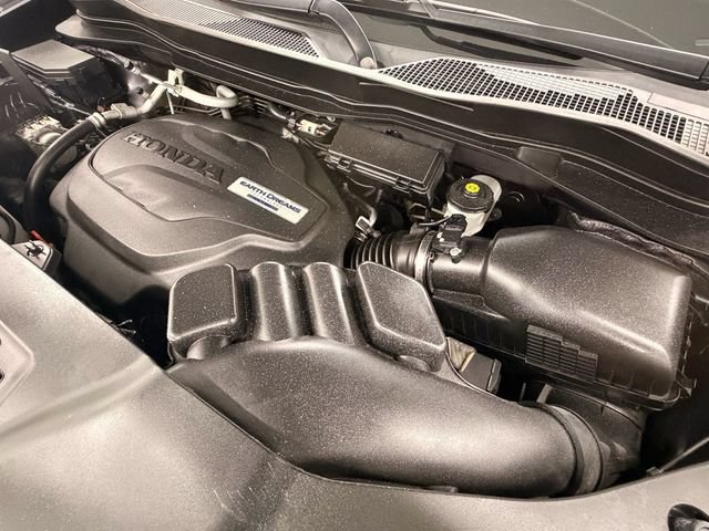 Certified 2019 Honda Pilot Touring image 10