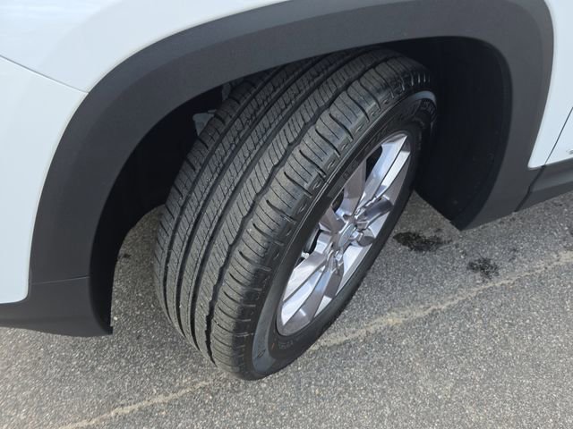 Used 2023 GMC Terrain SLT image 28