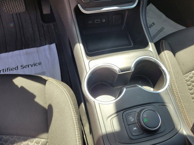 Used 2021 GMC Terrain SLE w/ Elevation Edition FWD image 16