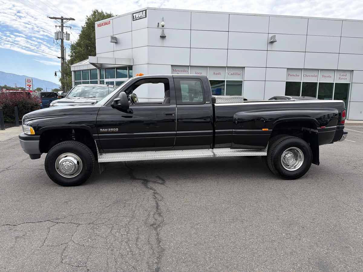 Used 1996 Dodge Ram 3500 Truck 4x4 Club Cab image 2