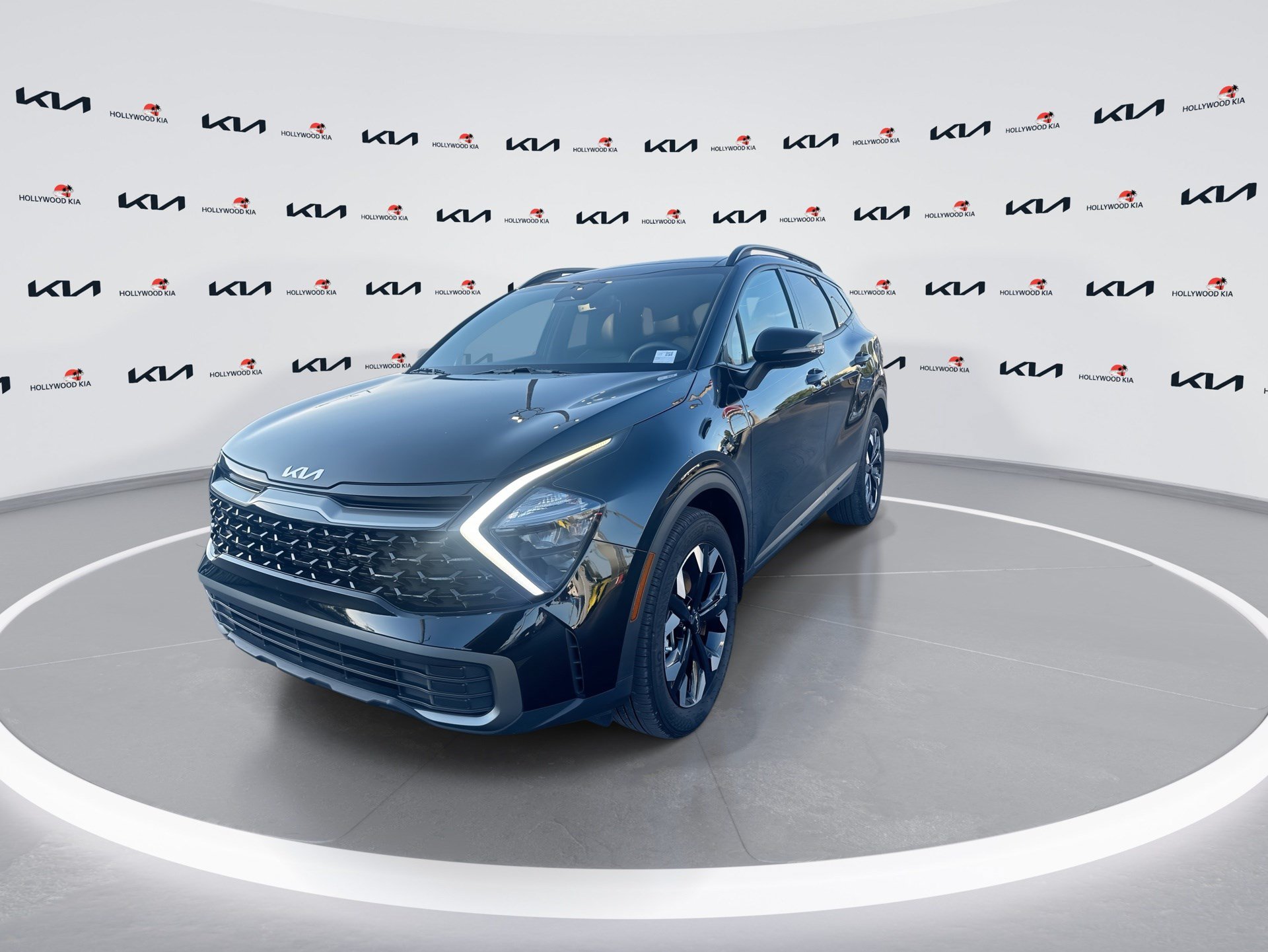 Certified 2023 Kia Sportage X-Line w/ X-Line Premium Package AWD/4WD image 4