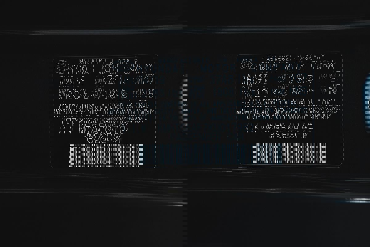 Used 2019 Hyundai Veloster 2.0 image 25