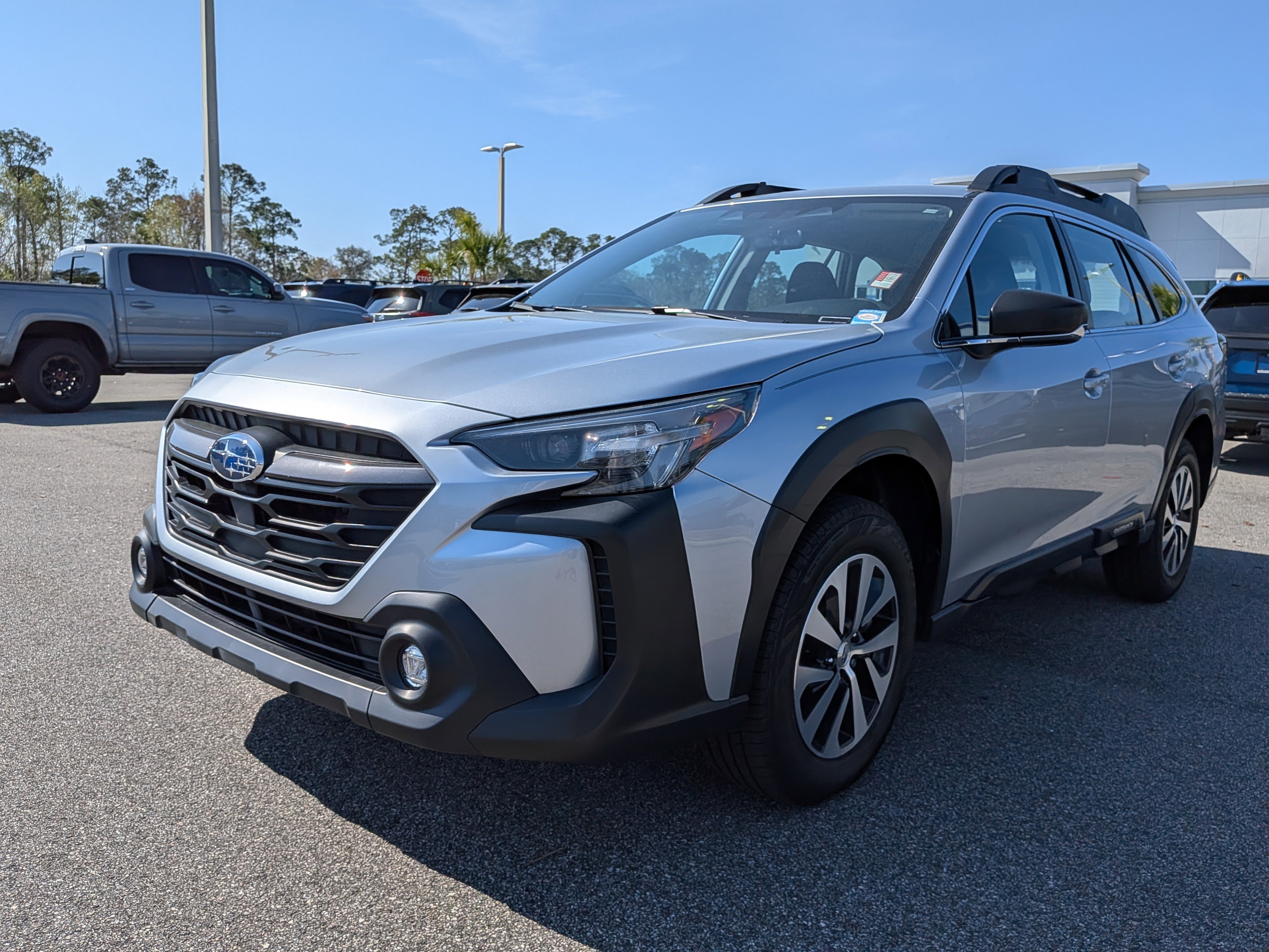 Certified 2024 Subaru Outback 2.5i AWD/4WD image 8