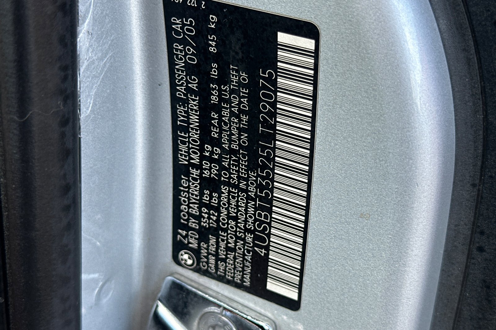 Used 2005 BMW Z4 3.0i RWD image 24