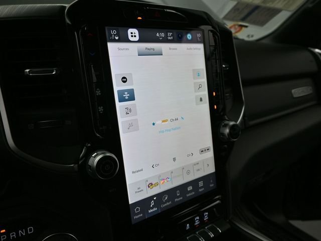 New 2026 RAM 1500 4x4 Crew Cab image 31