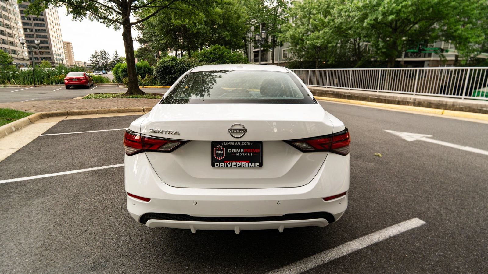 Used 2025 Nissan Sentra SV FWD image 4